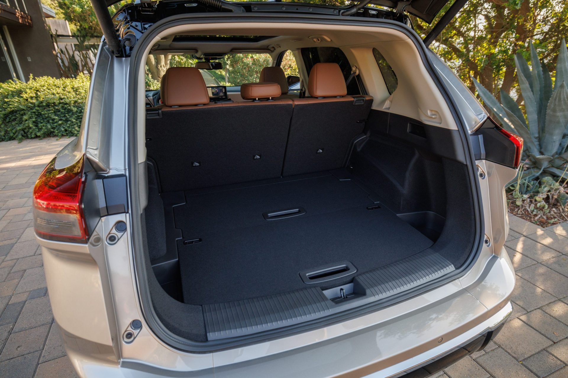 Nissan Trois-Rivieres - Rogue 2025 - ouverture du coffre