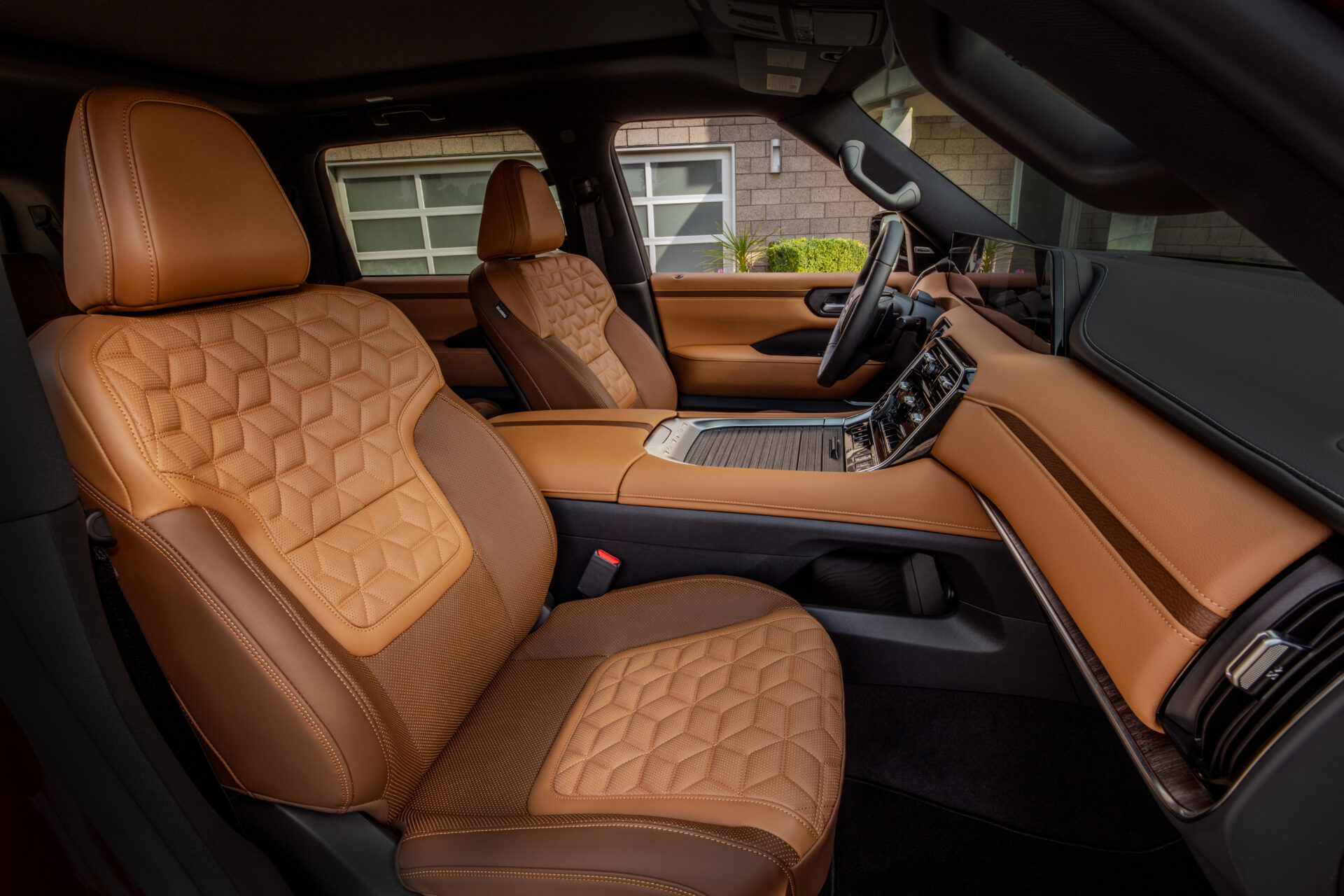 2026 02 25 Nissan Armada intérieur