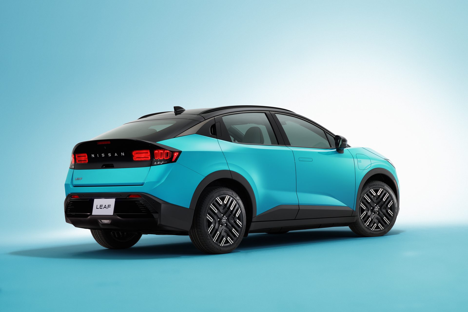250308 All new Nissan LEAF Studio Pictures