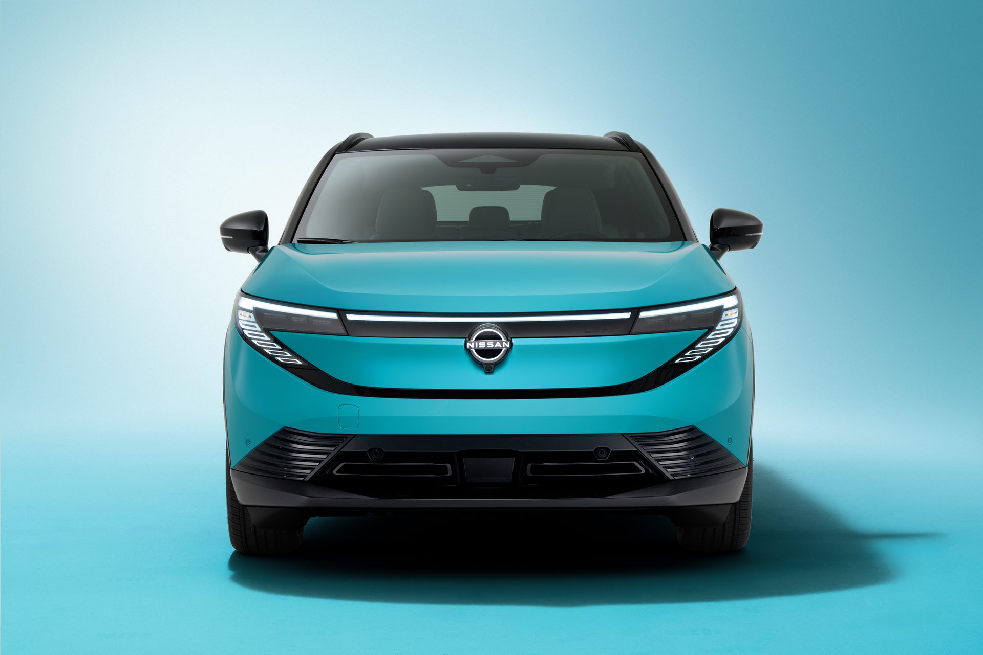250308 All new Nissan LEAF Studio Pictures